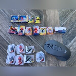Miniature Action Figures Set